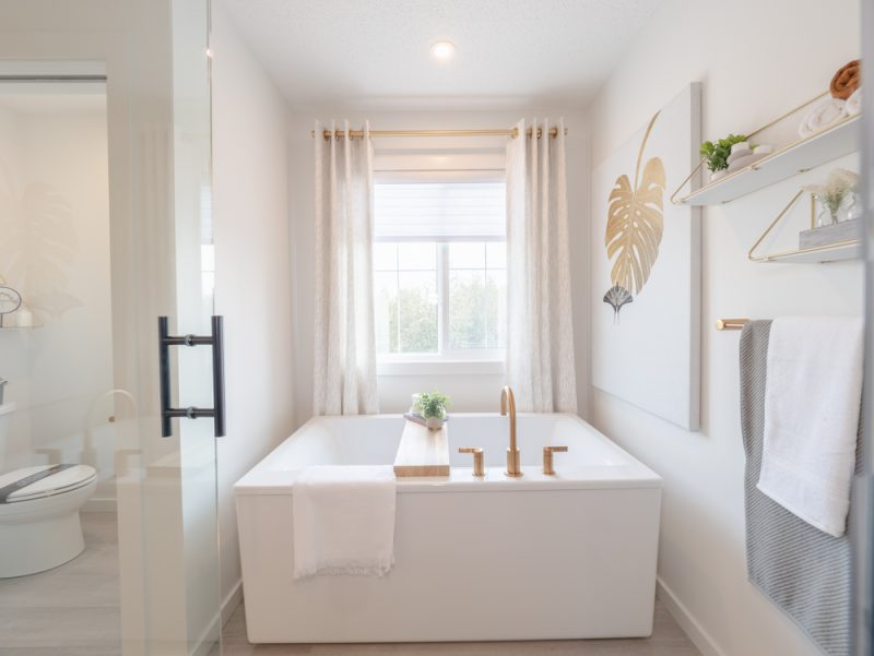 Bedrock Homes Elena F Front Garage Showhome Primary Bathroom